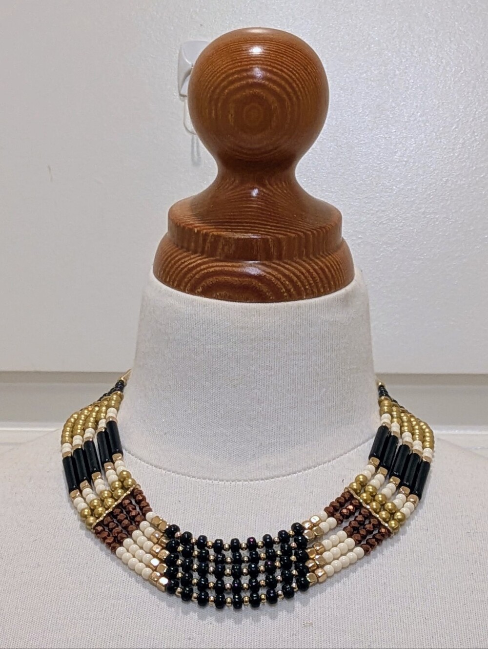 EUC 16"-19" Black Gold and Copper Beaded 5 Strand Collar Necklace